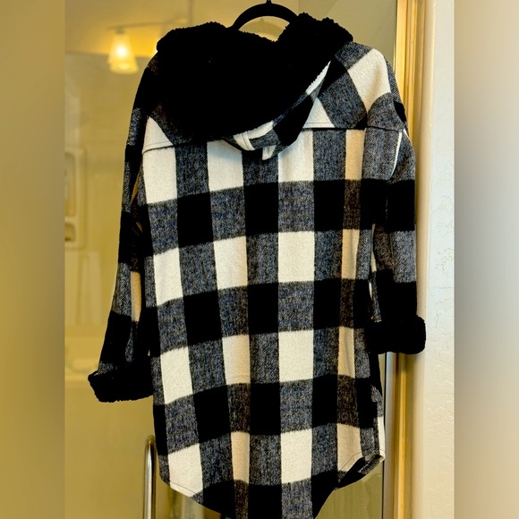 RD Flannel Jacket Small - Picture 5 of 8